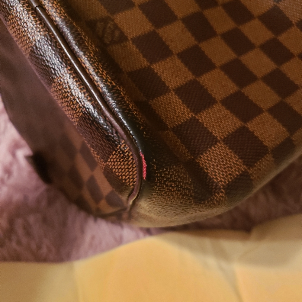 Authentic Louis Vuitton Speedy 25 Damier Ebene - Picture 6 of 8